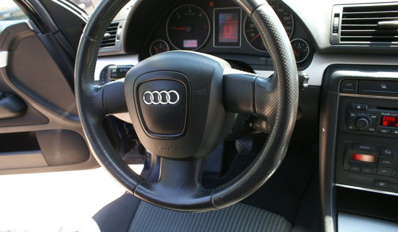 Audi A4 Avant 2.0 TDI Executive cheio