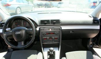 Audi A4 Avant 2.0 TDI Executive cheio